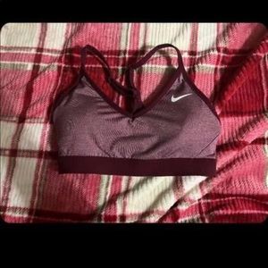 Brad new sports bra